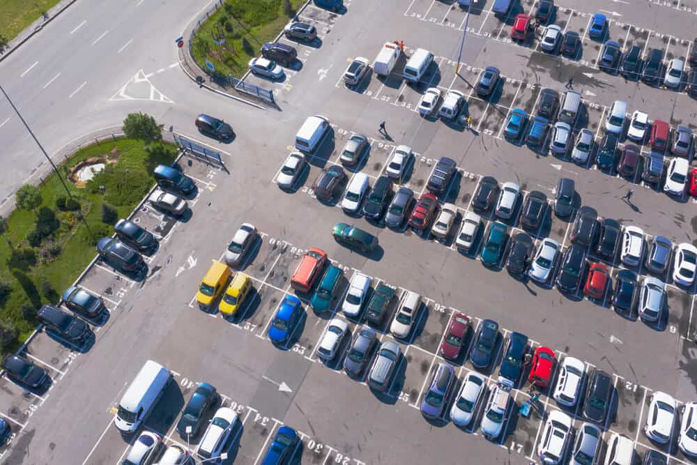 Najblizi parking do aerodroma