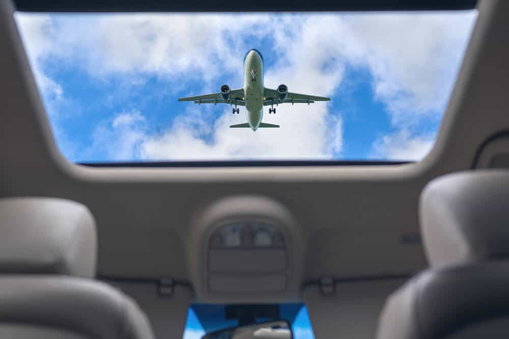 Taksi Ili Parking Aerodrom