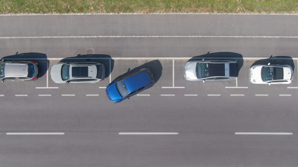 Kako Se Parkirati Na Parkingu