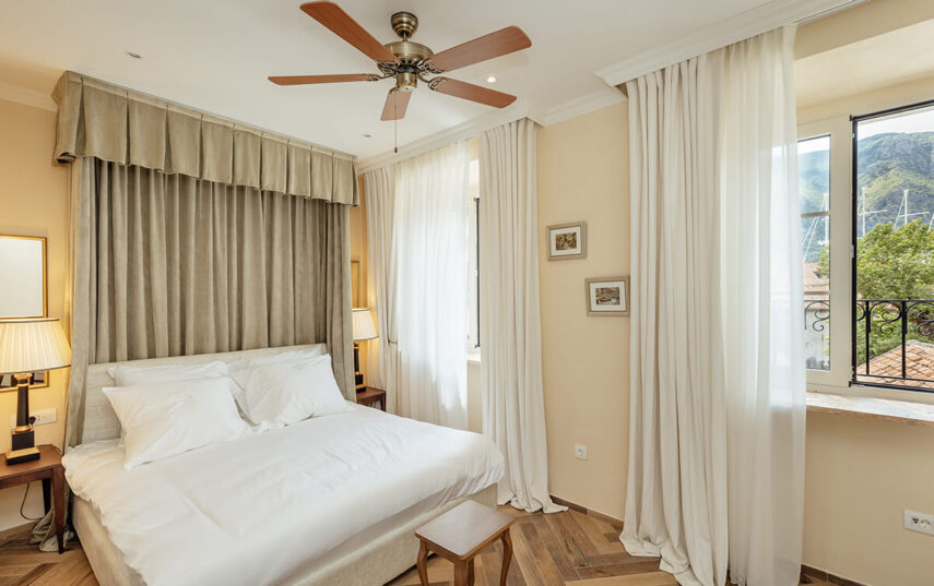 Soba Kula Sanovnik kotor hotel kerber graz 1860